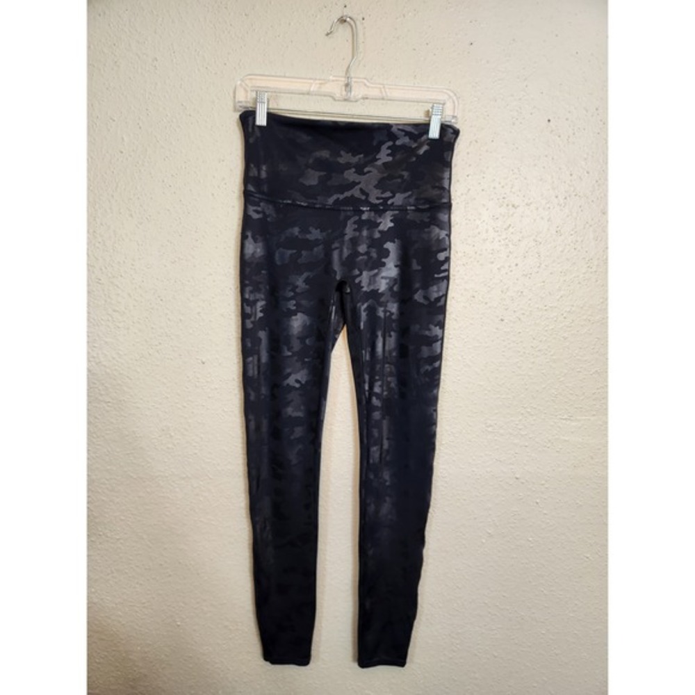 Spanx Women's Black Camo Ankle Leggings Size Large